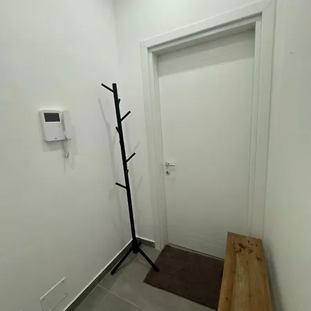 Apartment Xhm
